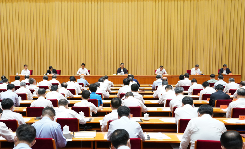 8月28日至29日,中央第七次西藏工作座谈会在北京召开。中共中央总书记、国家主席、中央军委主席习近平出席会议并发表重要讲话。新华社记者 饶爱民 摄